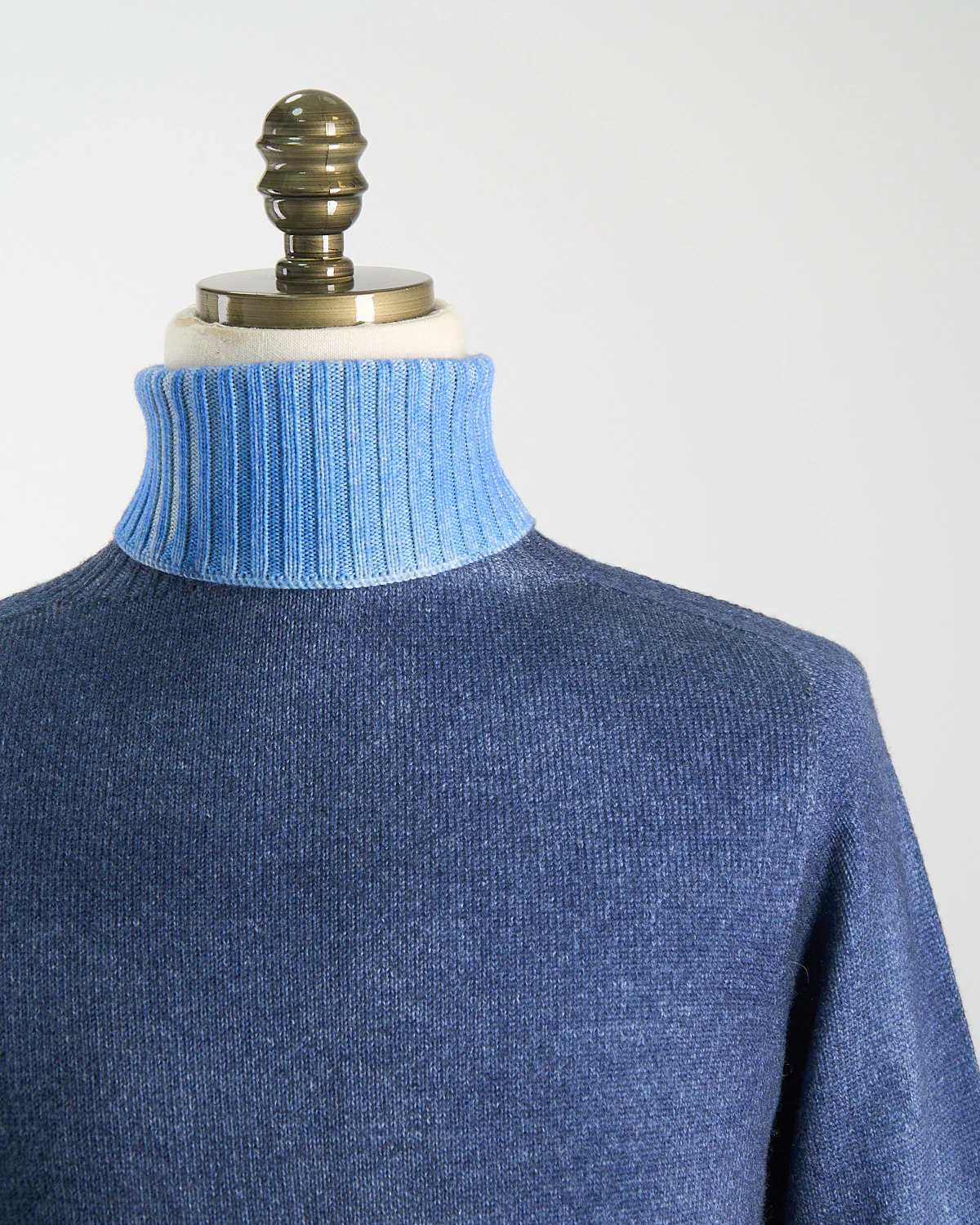 Reversable, Double Airbrush, 7 Gauge, 100% Merino, Turtleneck Sweater - Image 2