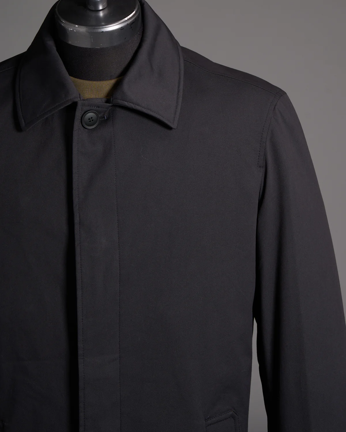 Classic Cotton Raincoat - Image 2