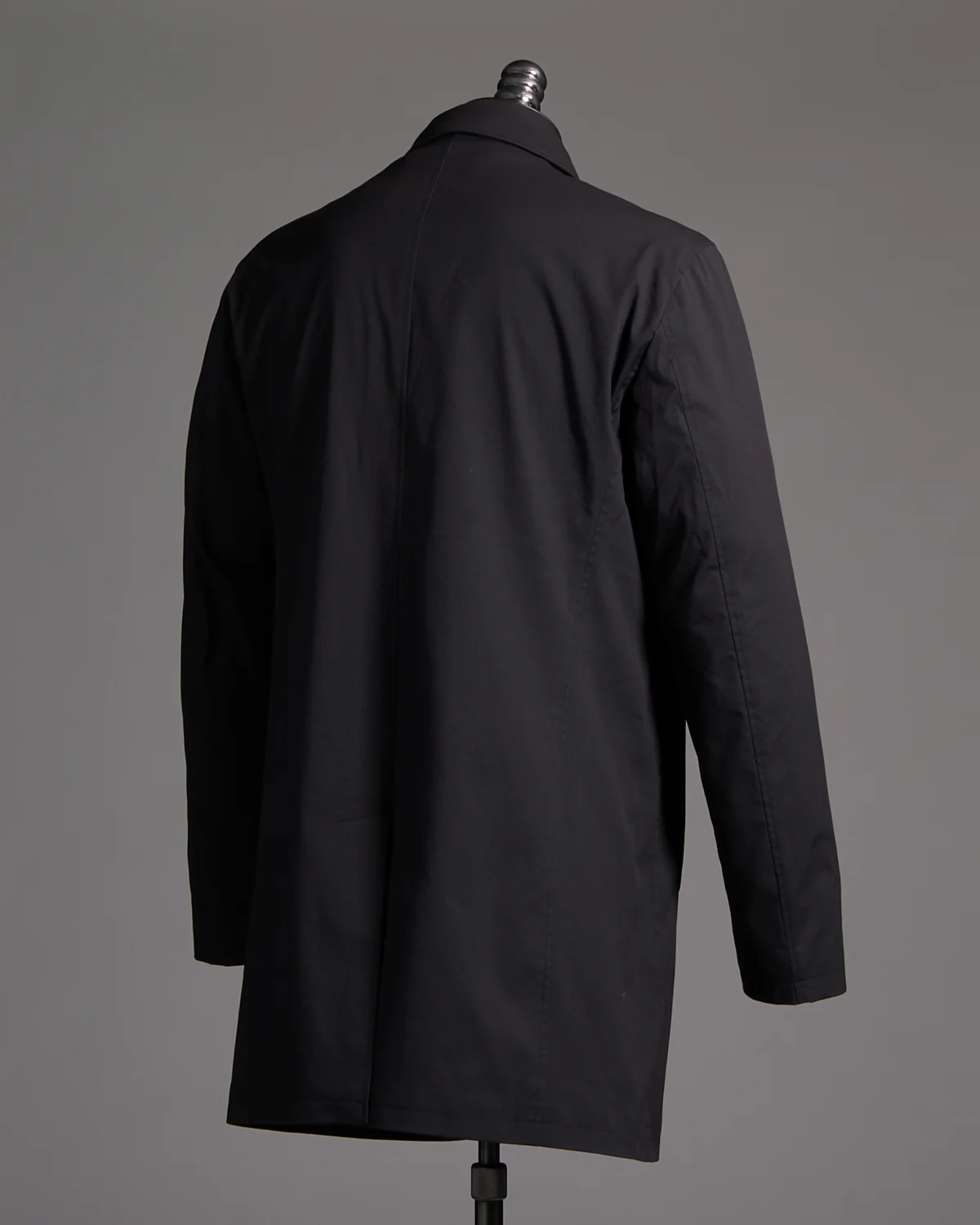 Classic Cotton Raincoat - Image 5