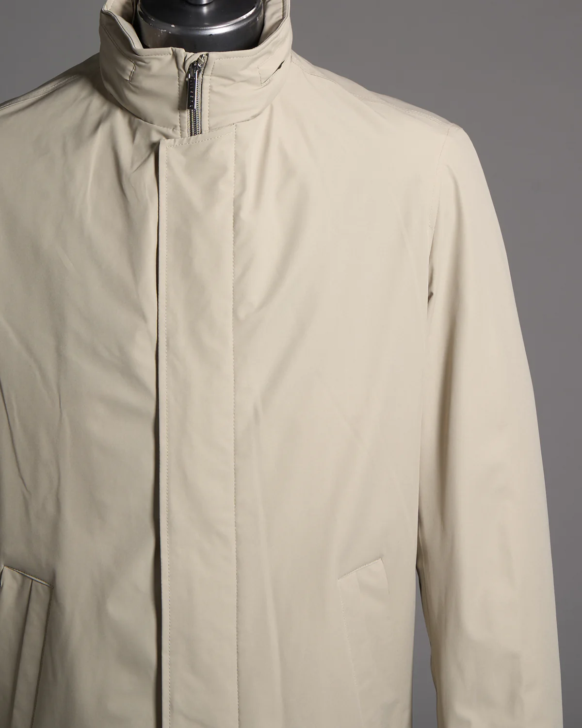 Dynamic Series Spring Weight Rainwear Car Coat - Image 2