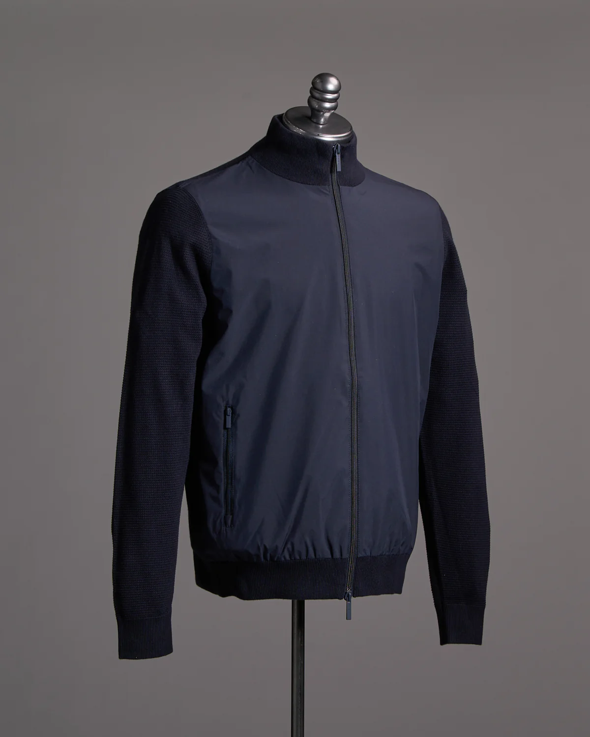 Lightweight Hybrid Sweater Jacket - Image 3