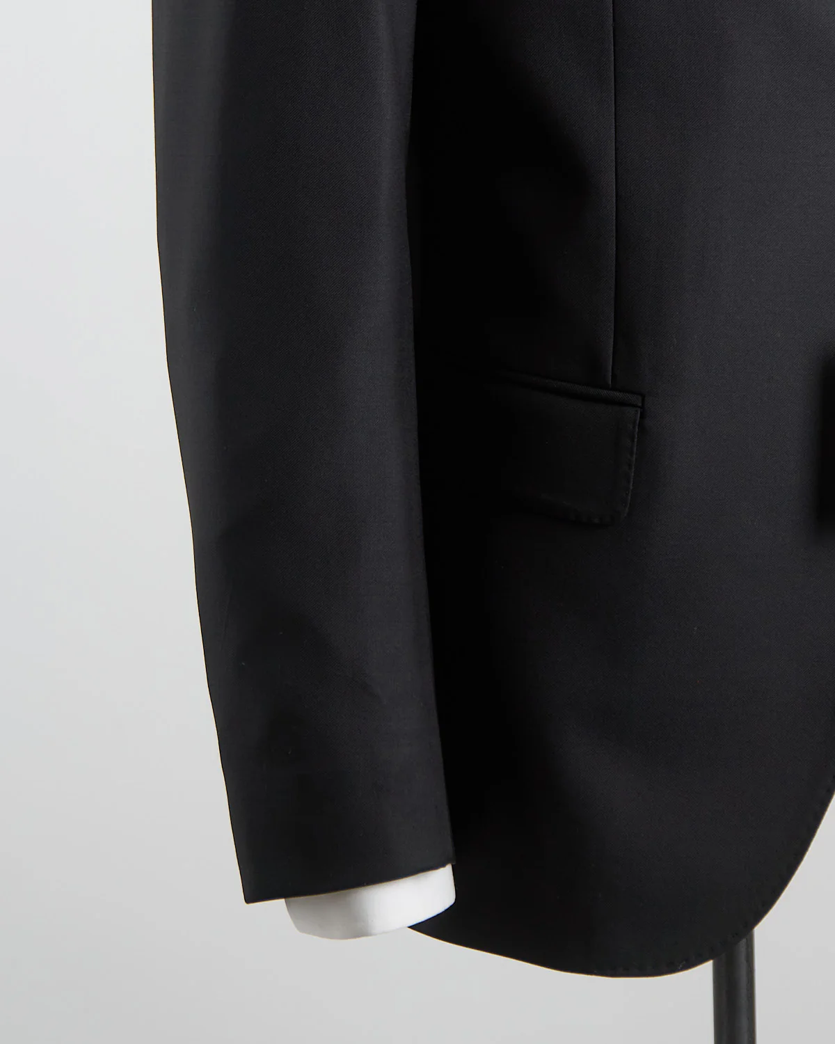'Owen' Black Suit Jacket - Image 5