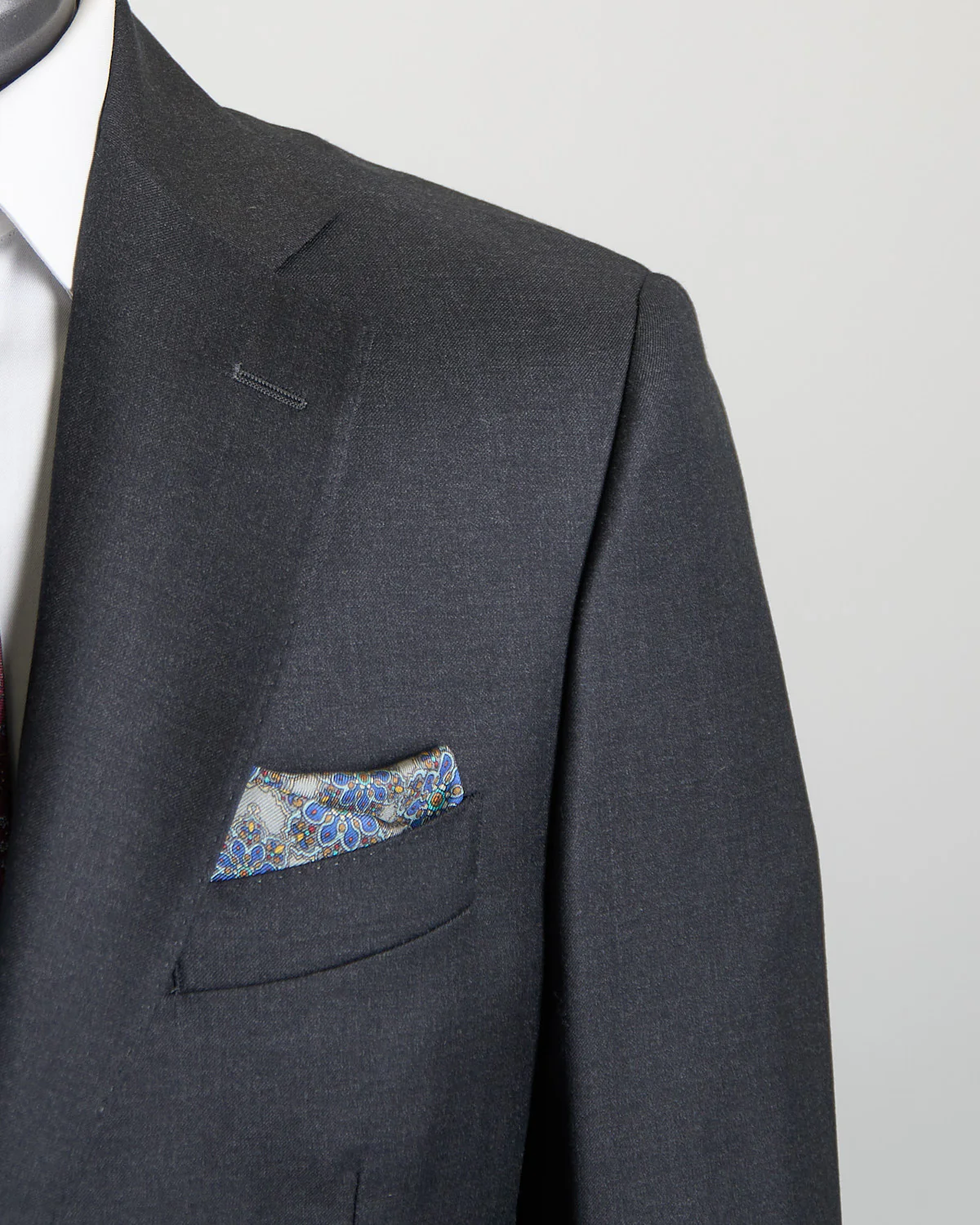 'Owen' Charcoal Suit Jacket - Image 3