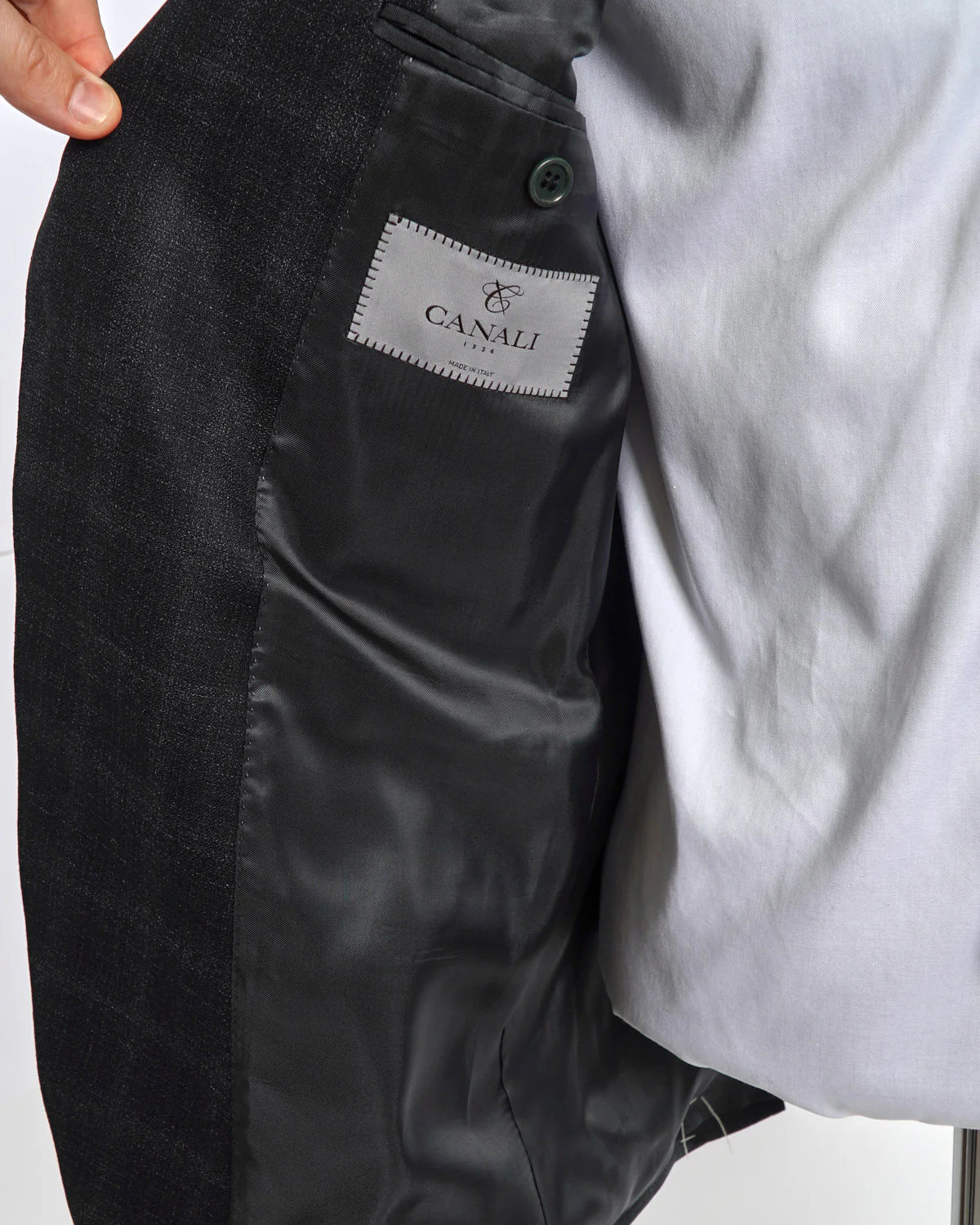 Elegant Fade Check Wool Suit - Image 5