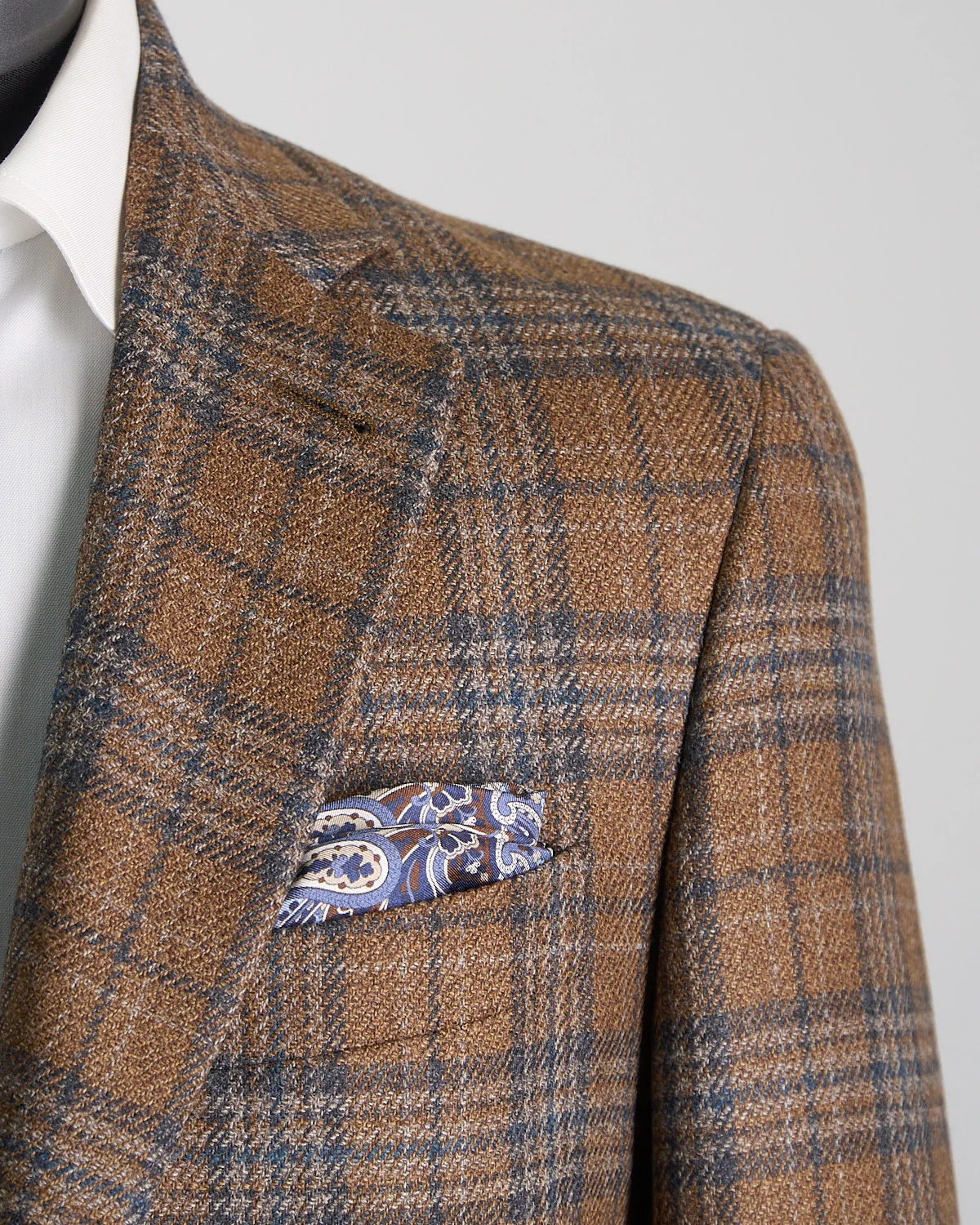 Wool & Silk Elegant Plaid Soft Constructed 'Kei' Jacket - Image 3