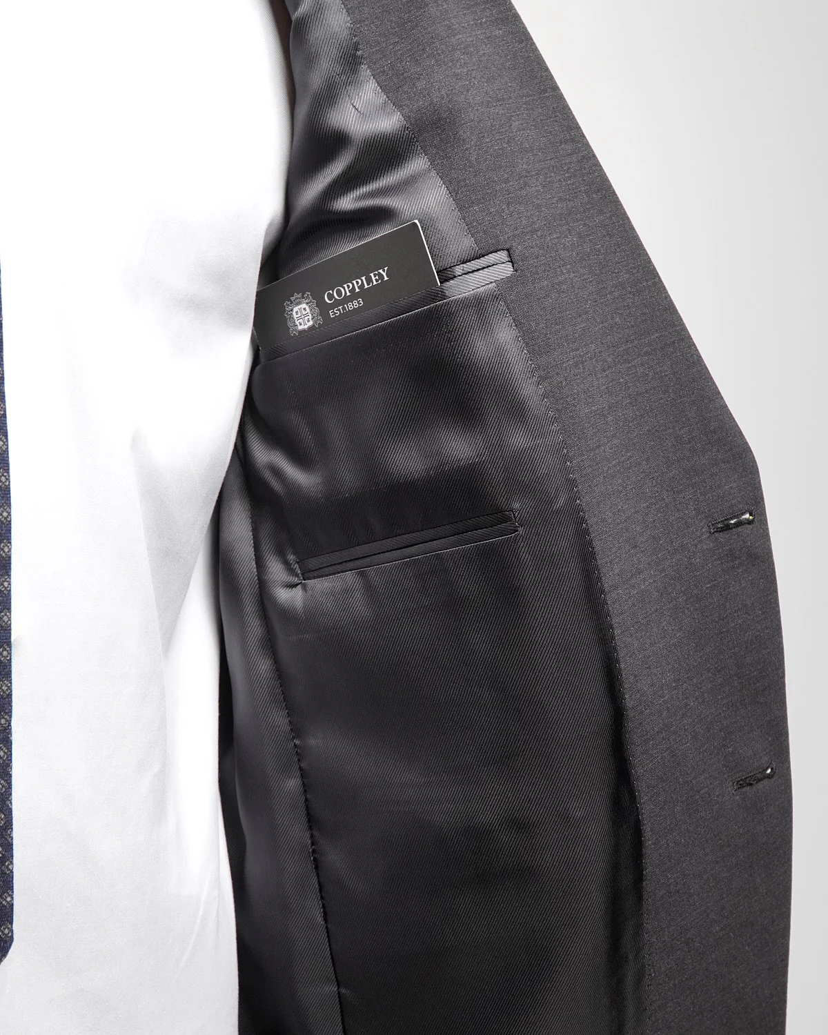 Gibson Attivo Bi-Stretch Solid Suit - Image 6
