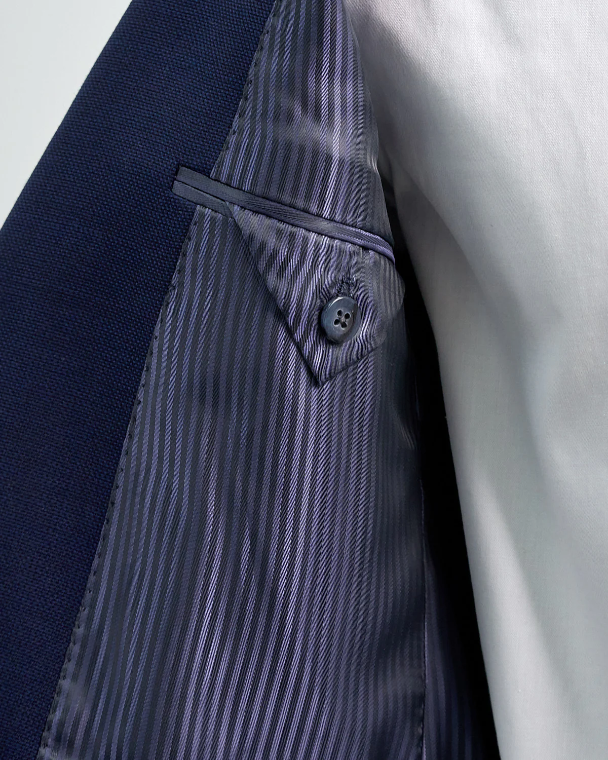 'Gibson' Navy Textured Wool Blazer - Image 7