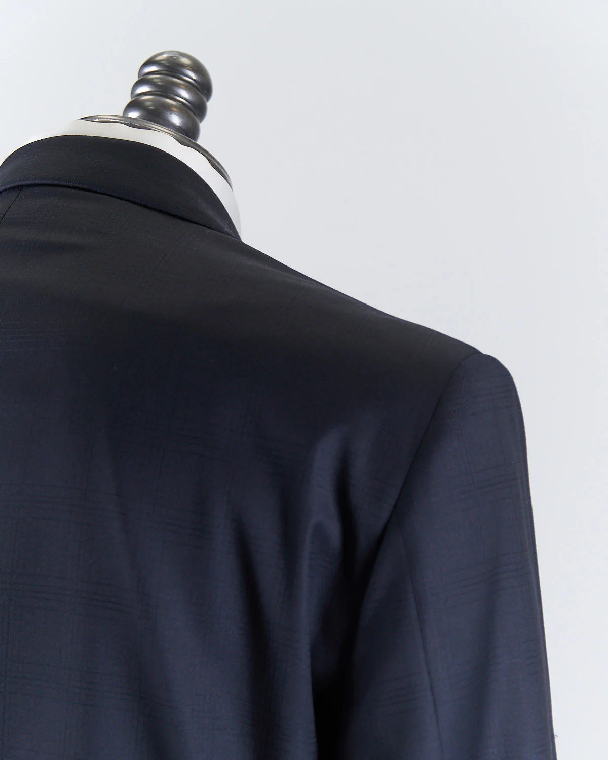 Tone On Tone Jacquard Check Super 110's Stretch 'Gibson' Regular Fit Suit - Image 9