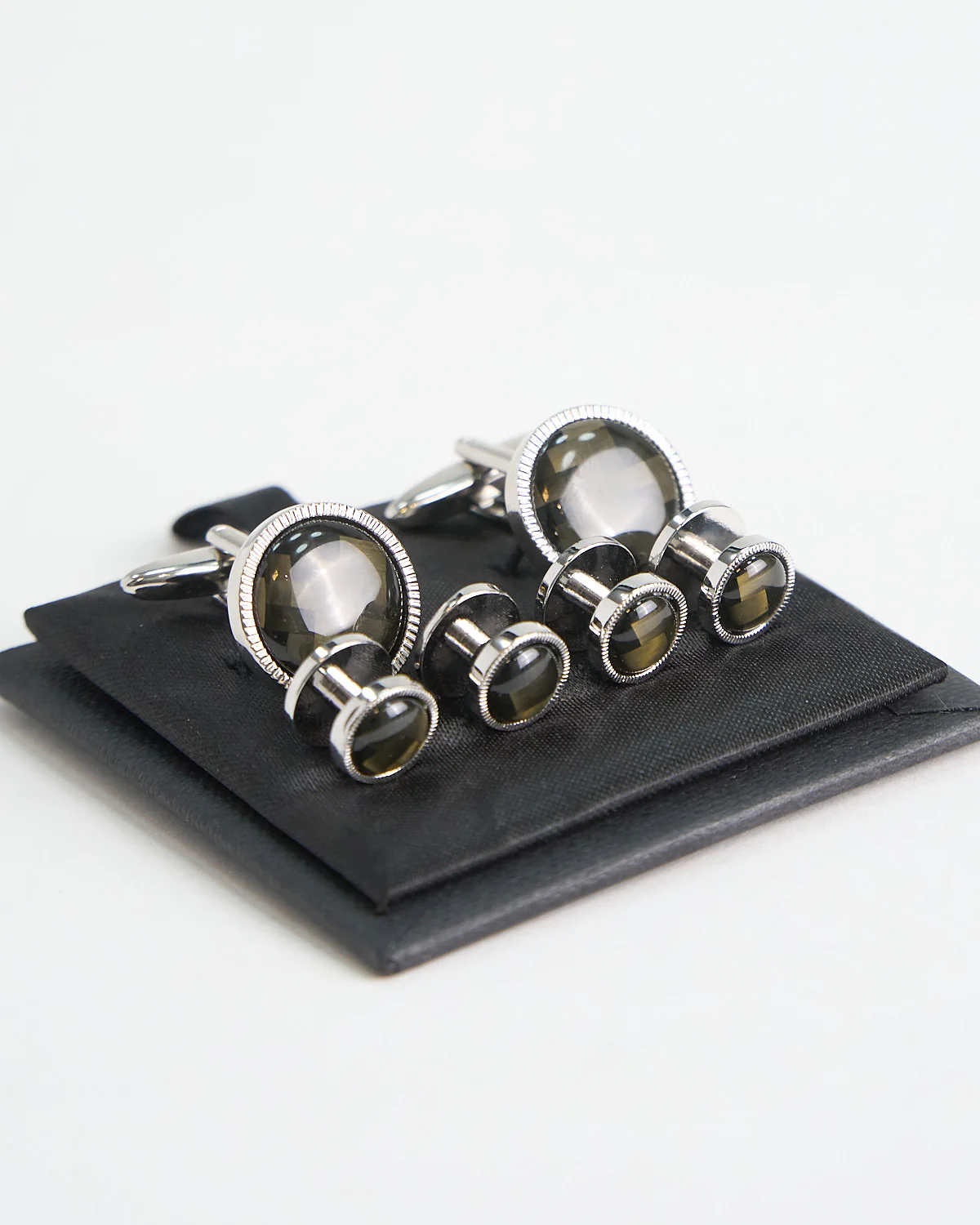 Formal Chevron Cuff Link Stud Set - Image 3