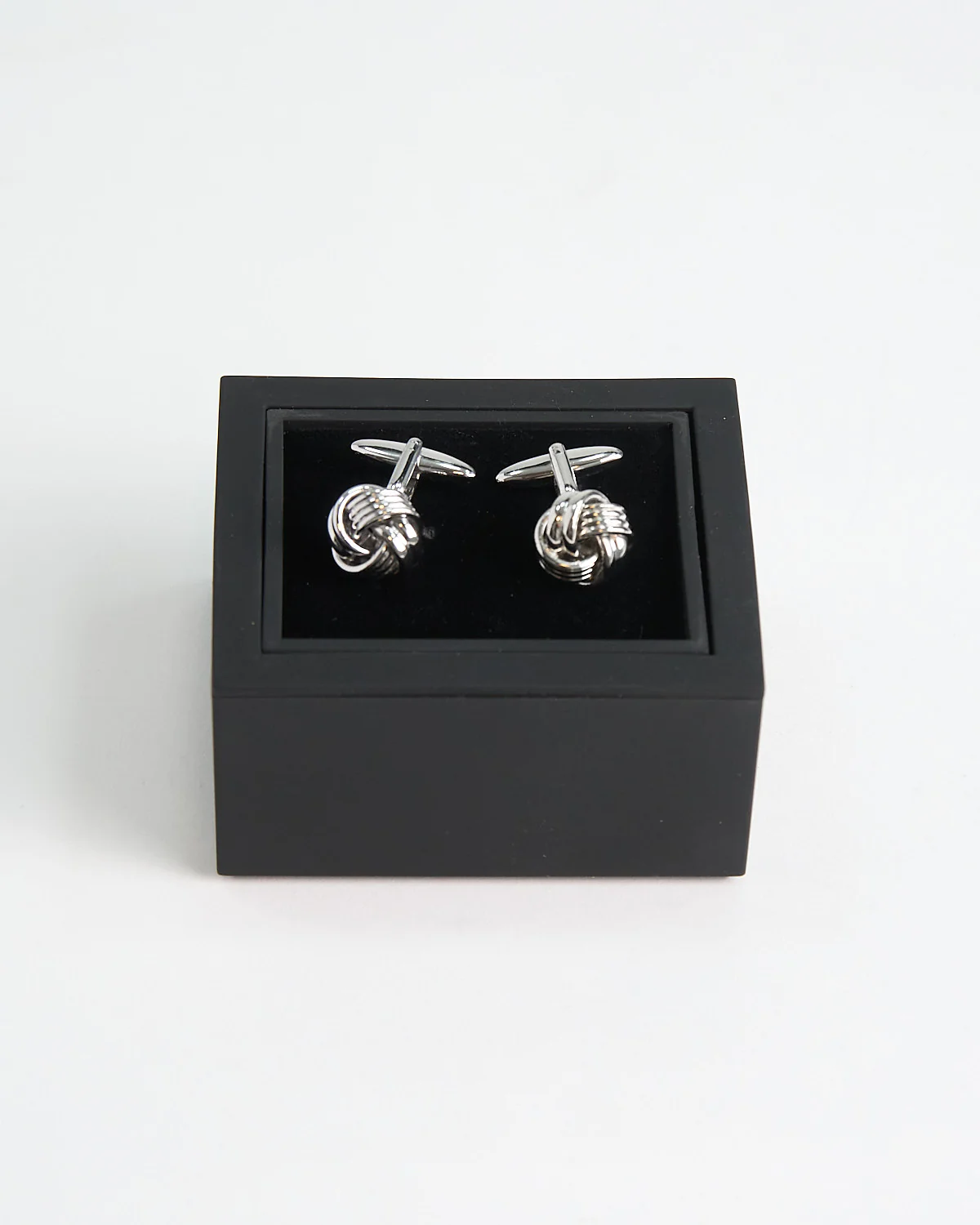 Nautical Knot Cuff Links - Image 3