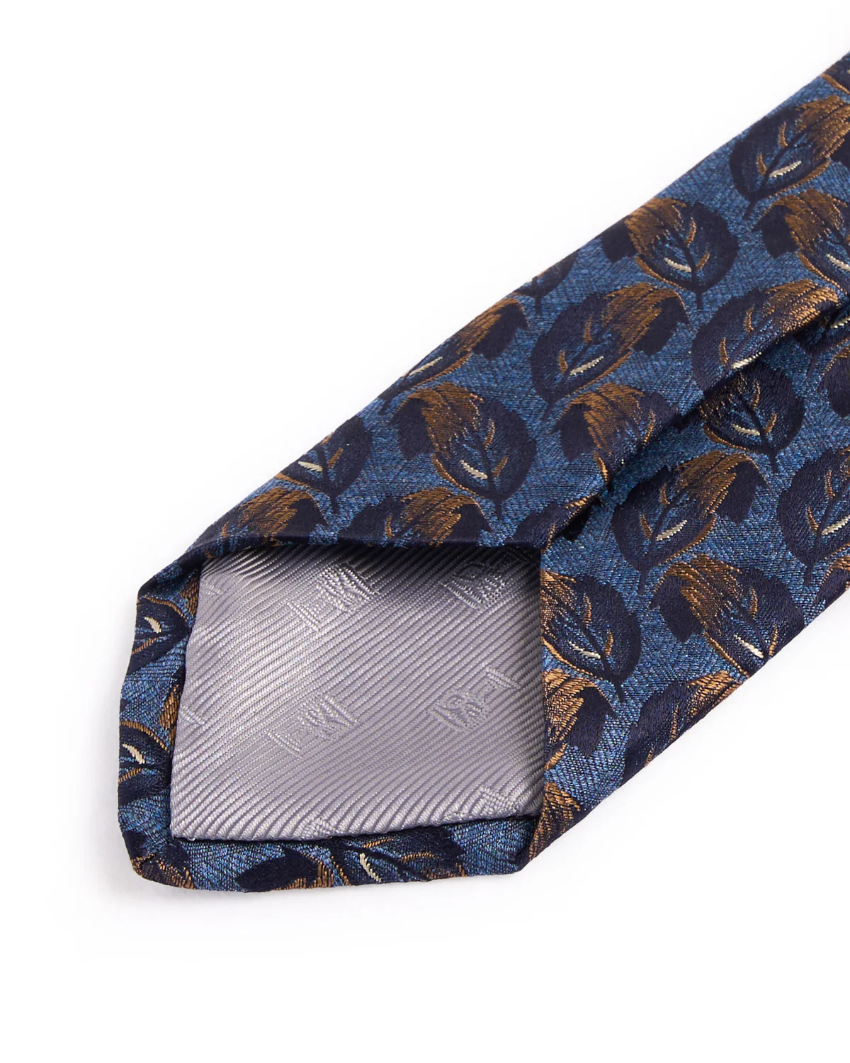 Silk Woven Jacquard Cascading Leaves Tie - Image 3