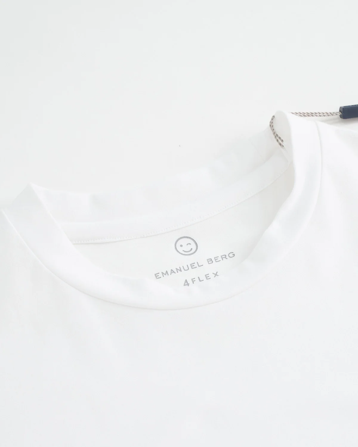 White Modern Fit 4Flex Knit T-Shirt - Image 5