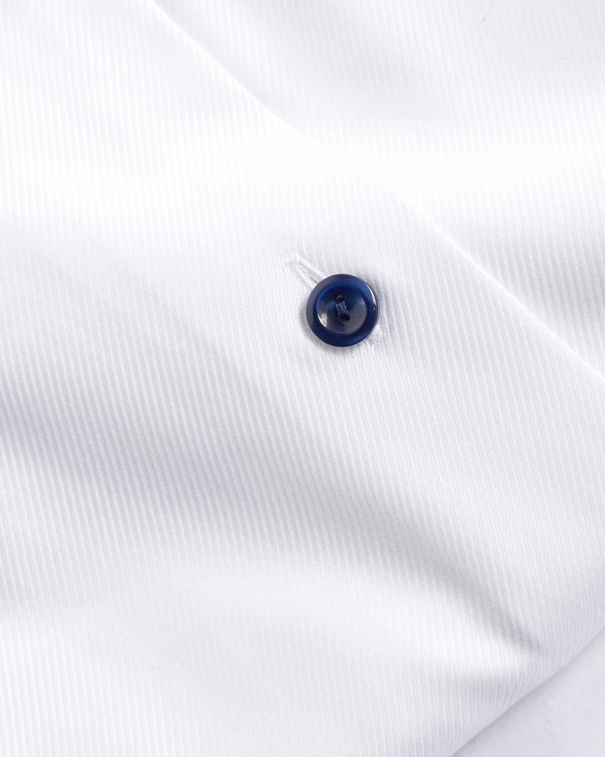 Contemporary Cutaway Geometric Trim Twill Shirt - Image 4