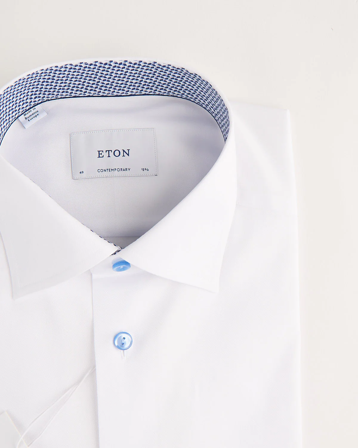Contemporary White Solid Signature Twill Geometric Effect Shirt - Image 4
