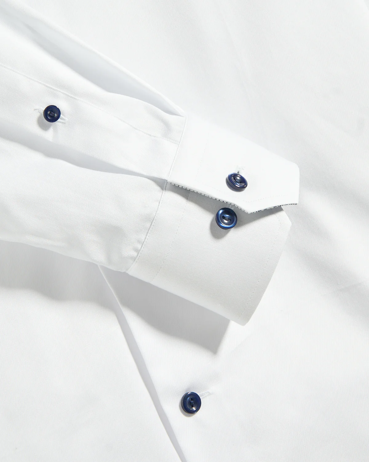 Geomatric Effect Signature Twill Contemporary Shirt - Image 4