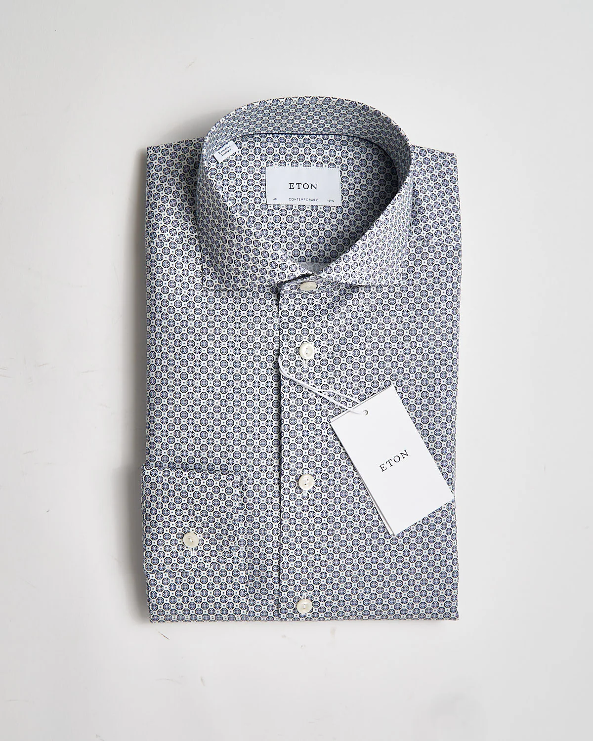 Medallion Signature Twill Contemporary Shirt