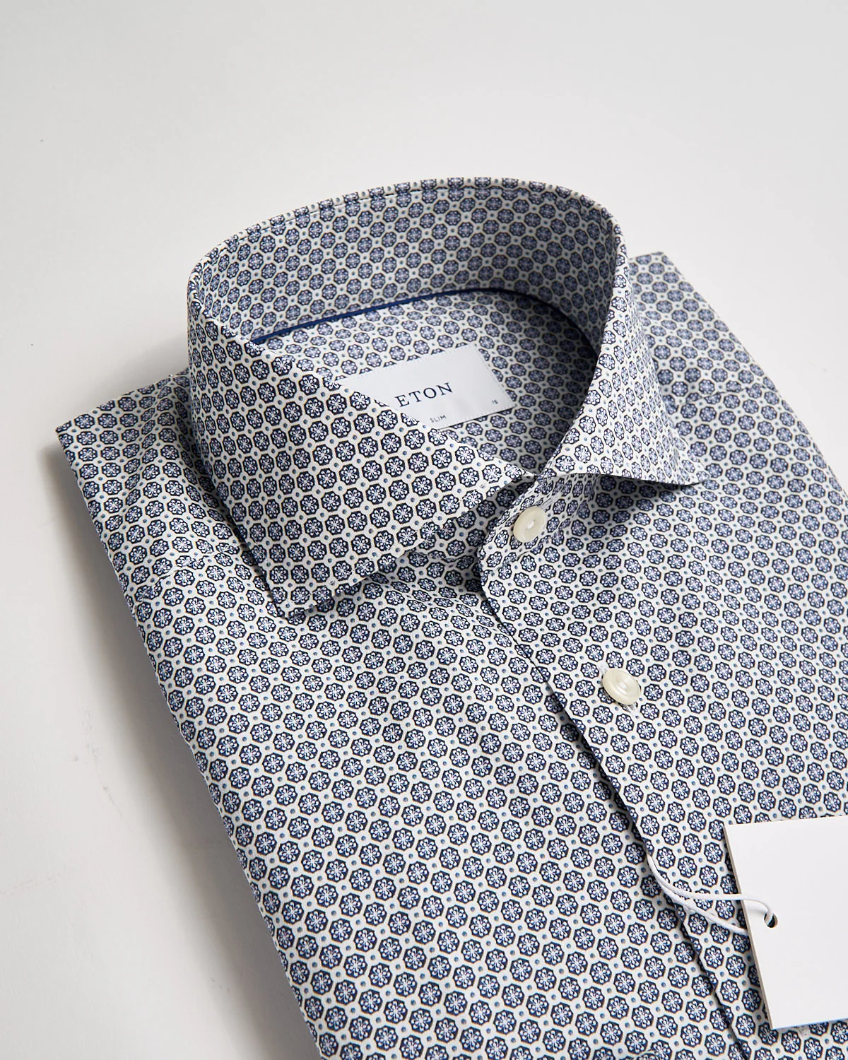 Medallion Signature Twill Slim Shirt - Image 4