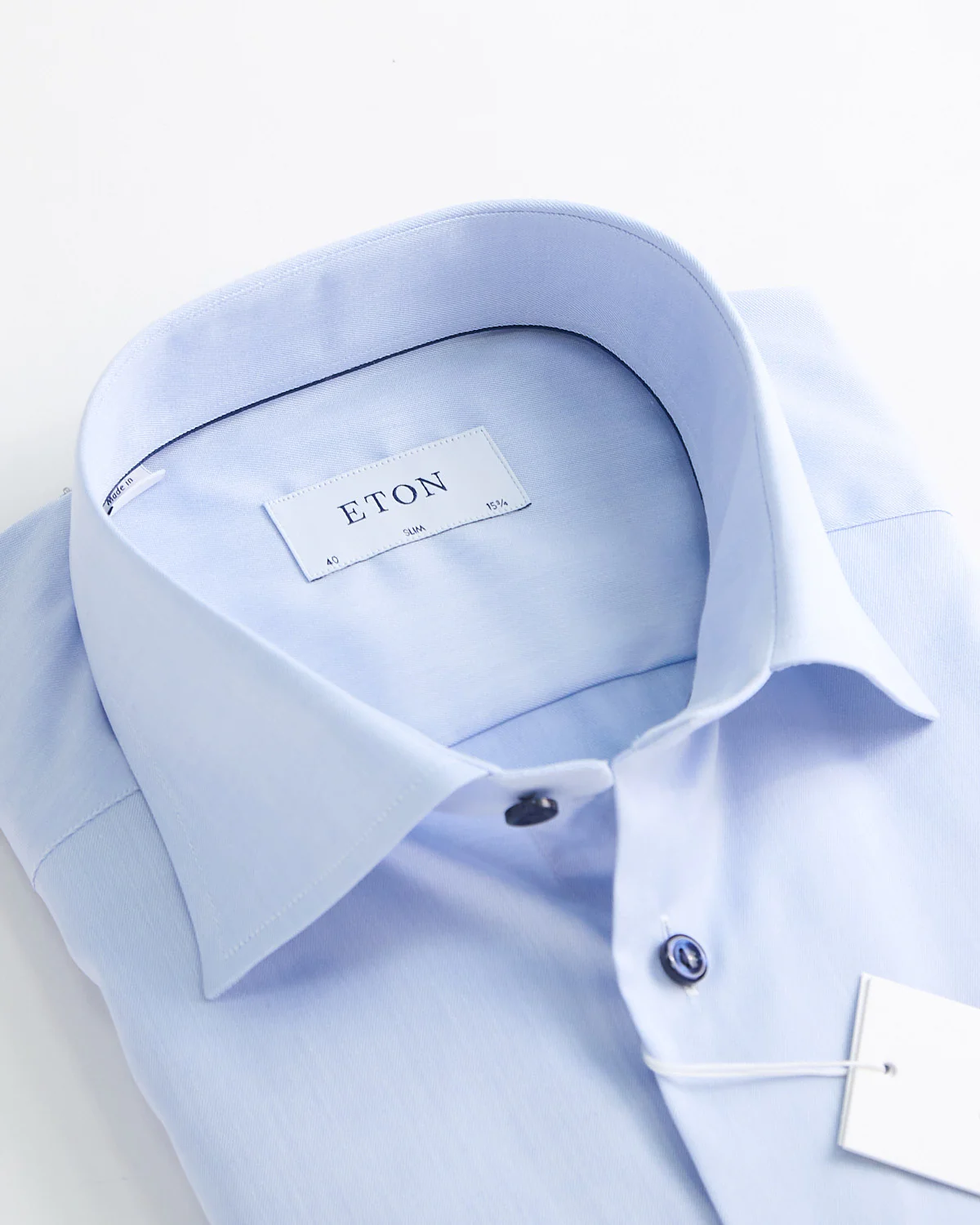 Signature Twill Light Blue Slim Shirt With Navy Button - Image 3