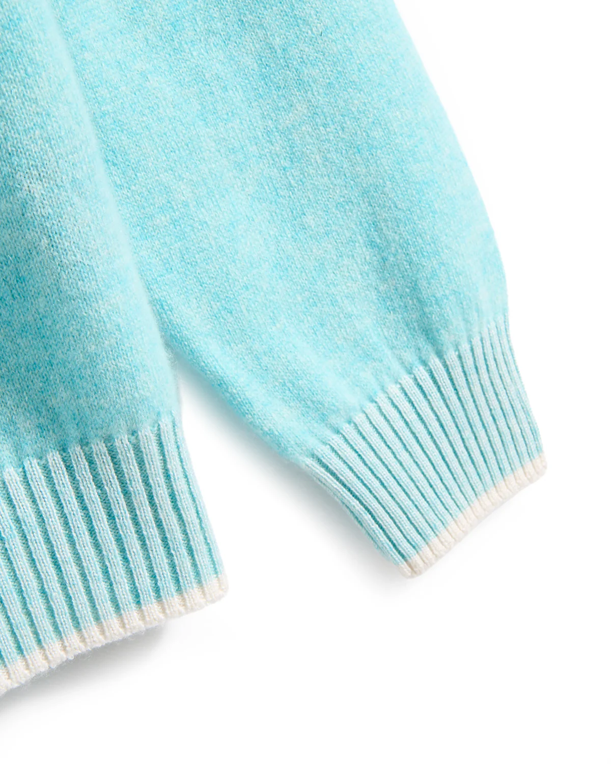 Cloudsoft Spring Cashmere Pullover - Image 4