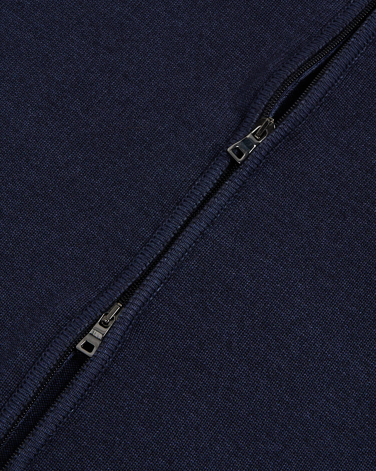 Garment Dyed Merino Wool 7 Gauge Full Zip Cardigan - Image 5