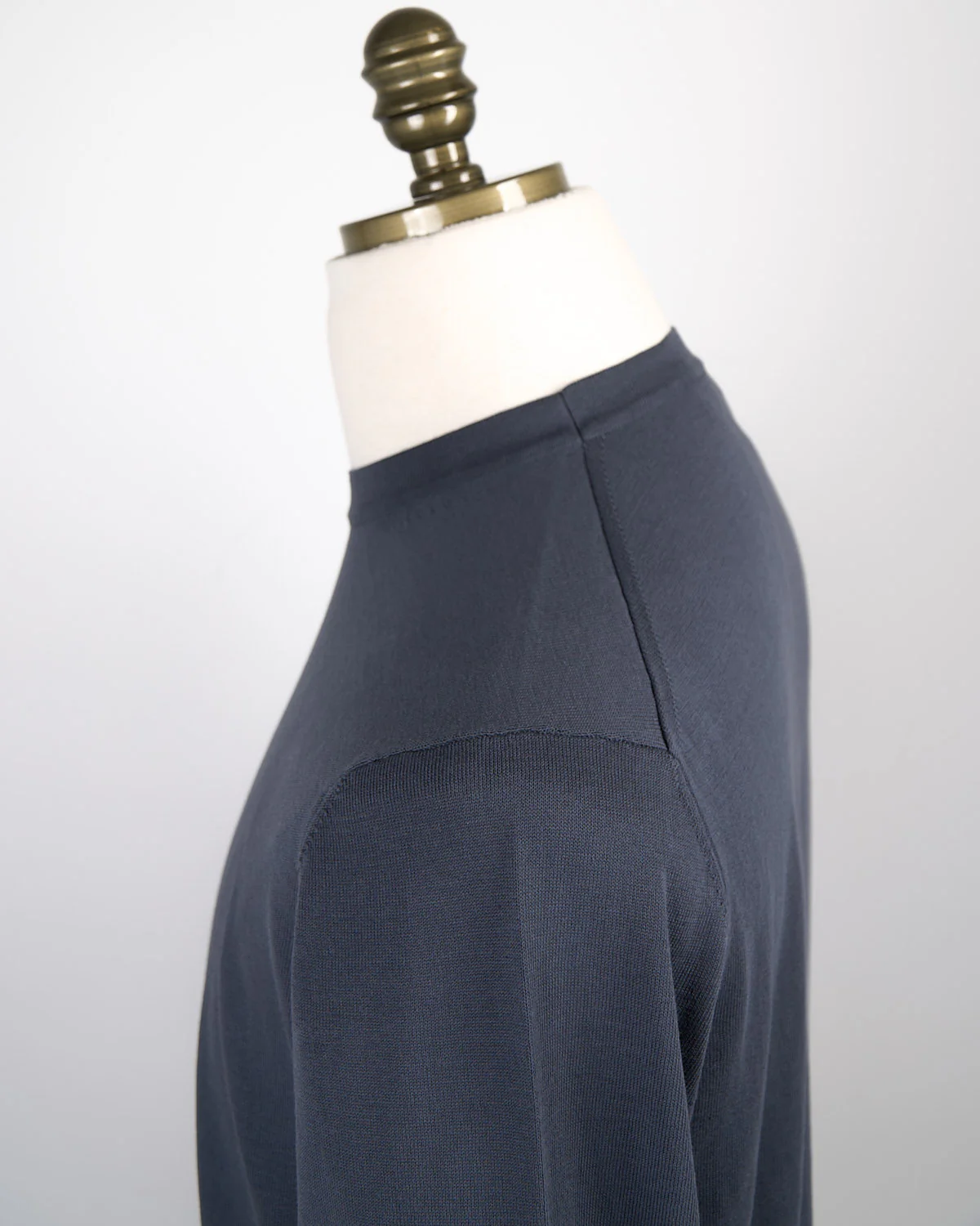 Dark Grey Straight Bottom Fine Knit Long Sleeve Crewneck - Image 4