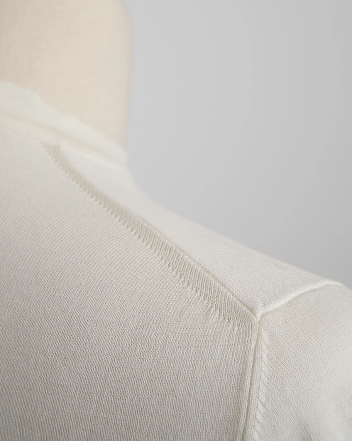 Off White Straight Bottom Fine Knit Crewneck T-Shirt - Image 4
