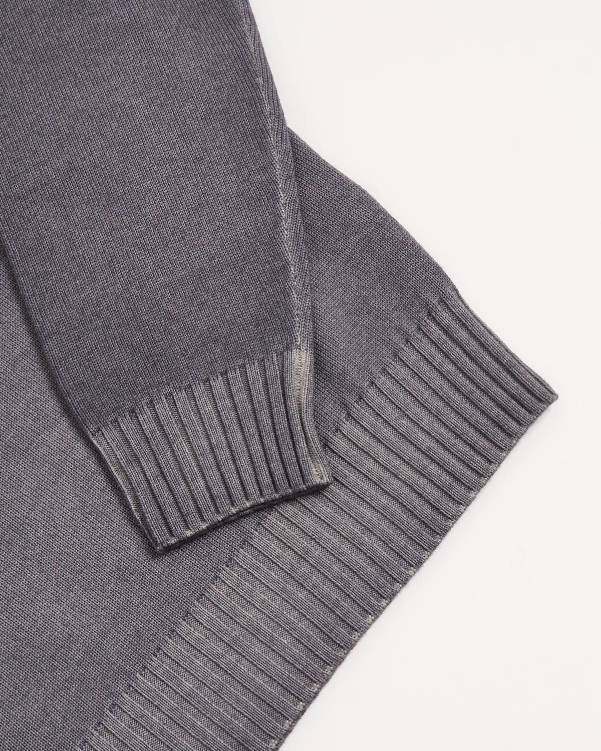 Ribbed Turtleneck Sweater - Image 4