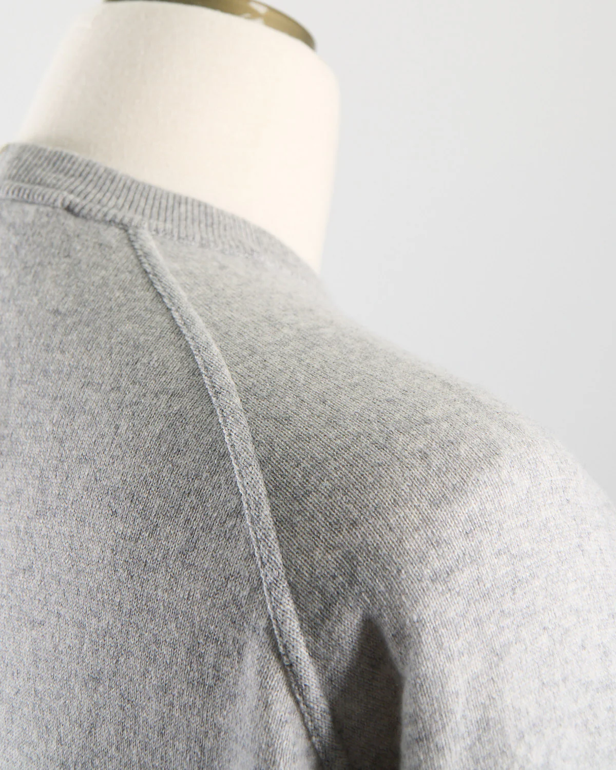 Wardrobe Staple Cashmere Blend Raglan Crewneck Casual Sweater - Image 6