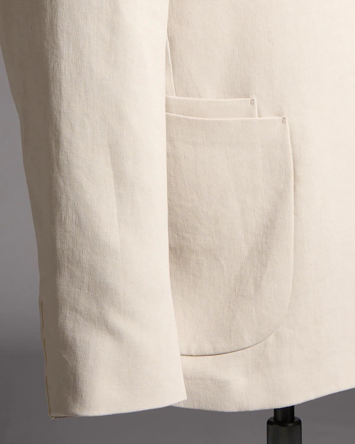 Amalfi Solbiati Linen Liquid Linen Jacket - Image 3