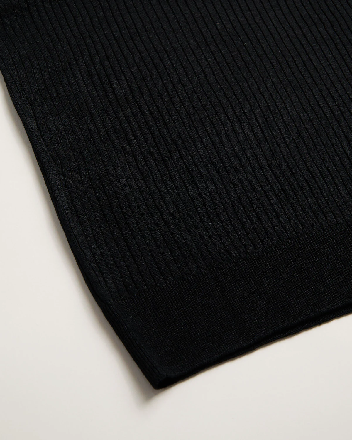 Cotton & Linen Ribbed Fine Knit Polo - Image 5