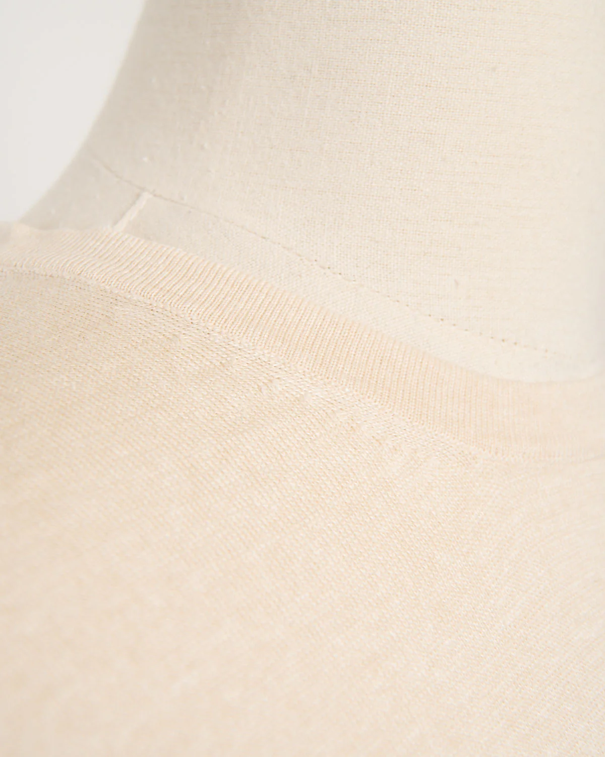 Linen & Cotton Fine Knit T-Shirt - Image 5