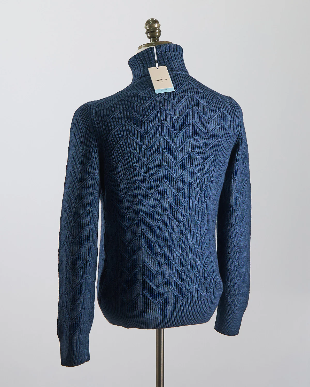 Zig Zag Cableknit Vintage Wool Turtleneck - Image 8