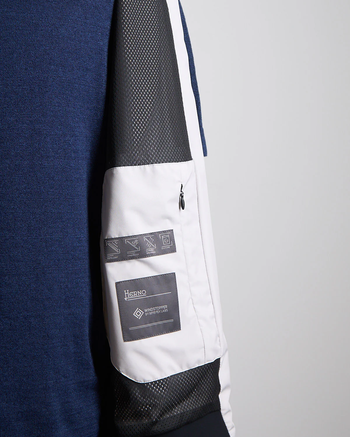 Goretex 2-Layer Vest - Image 6