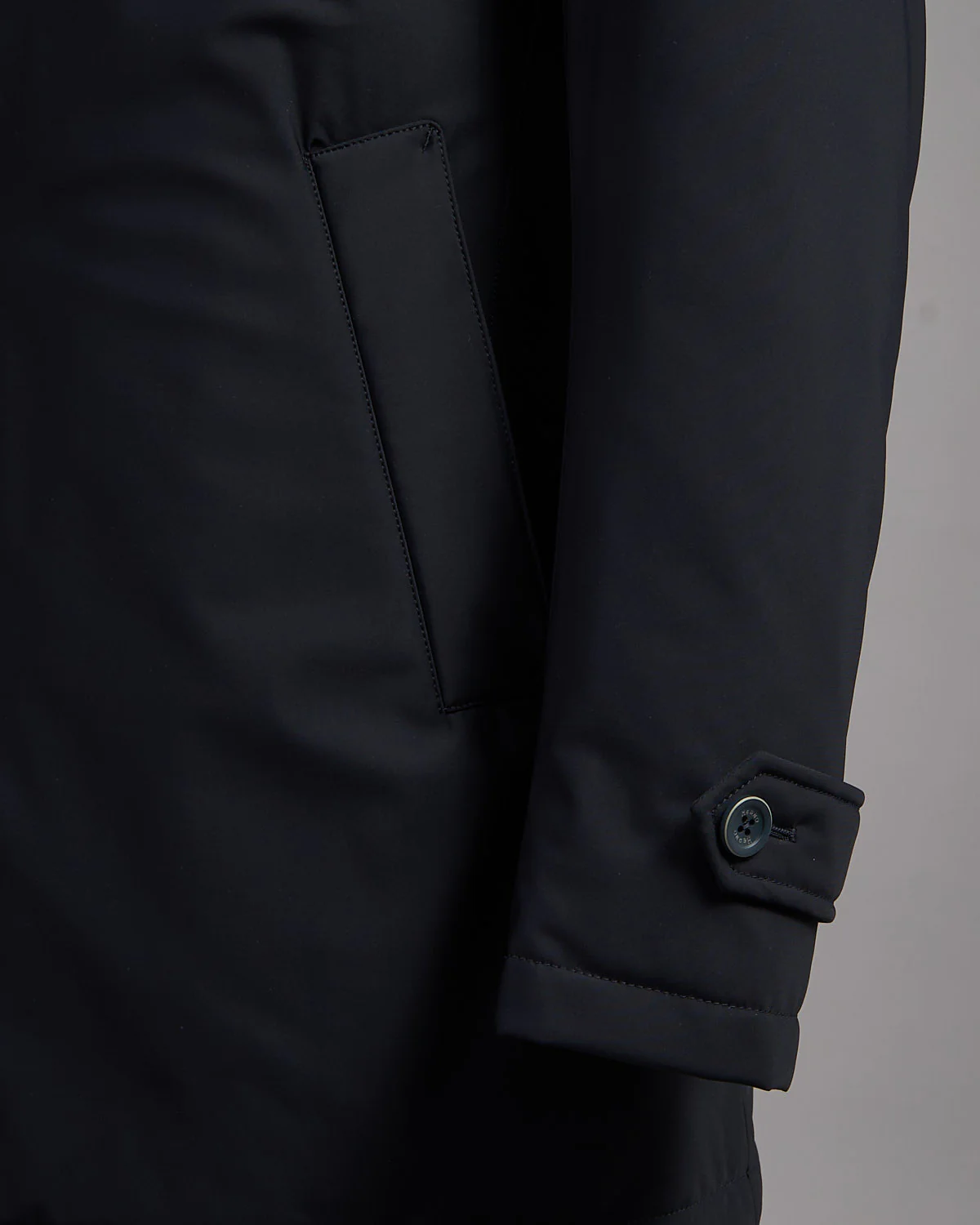 Nylon Bi-Stretch Car Coat W/ Windguard - Image 6