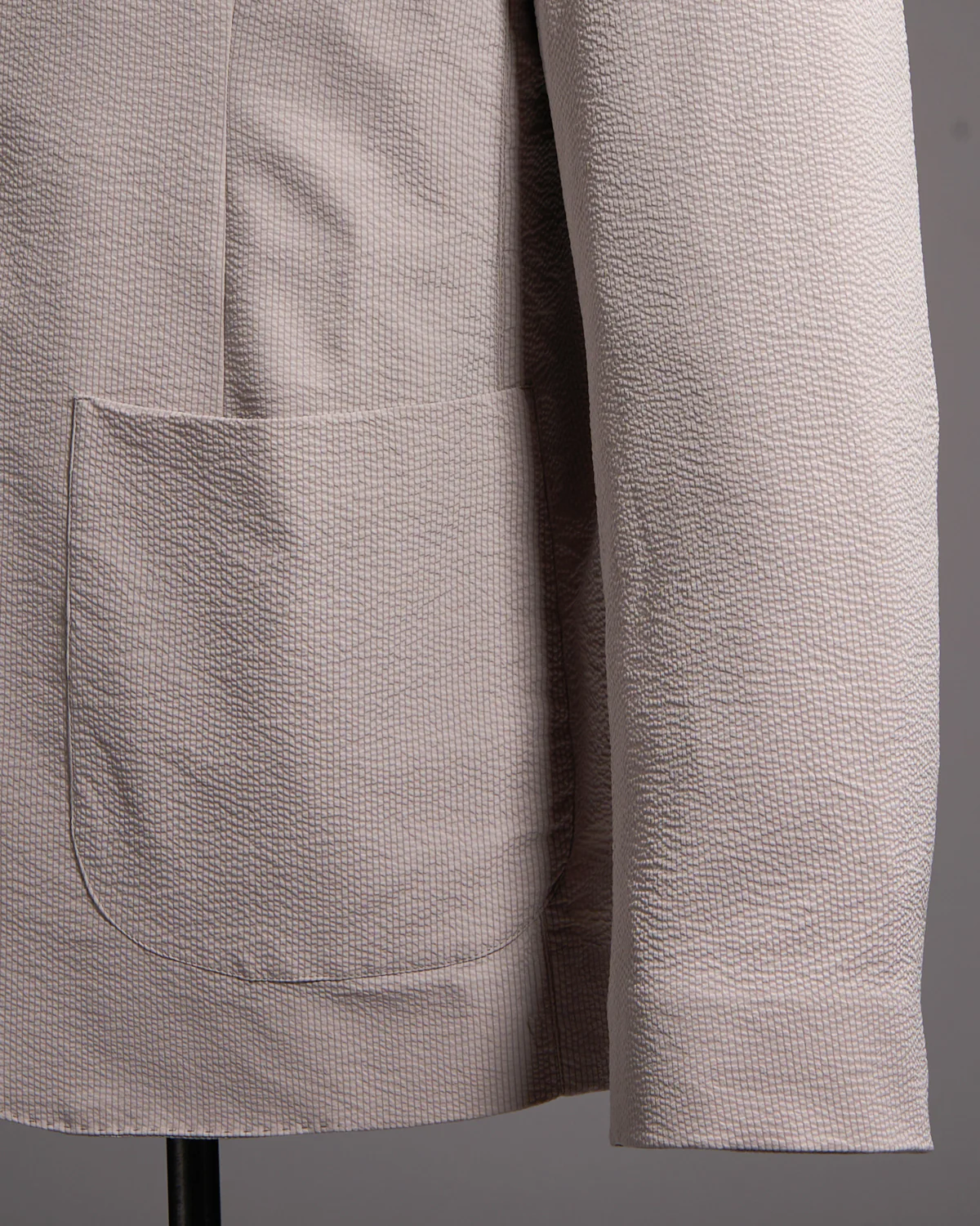 Seersucker Stretch Unlined 2 Button Blazer - Image 5