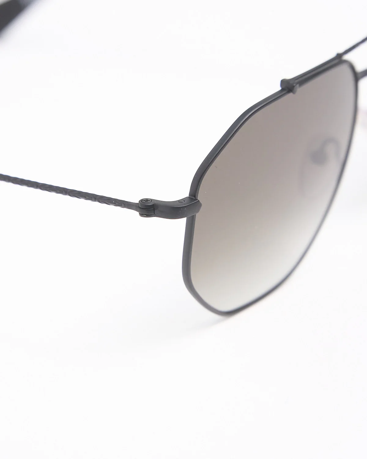 Black Metal Frame SJV570 Sunglasses - Image 5