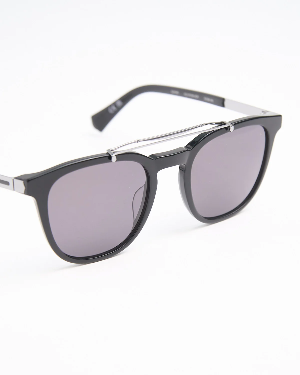 Black & Silver Double Bridge SJV565 Sunglasses - Image 3