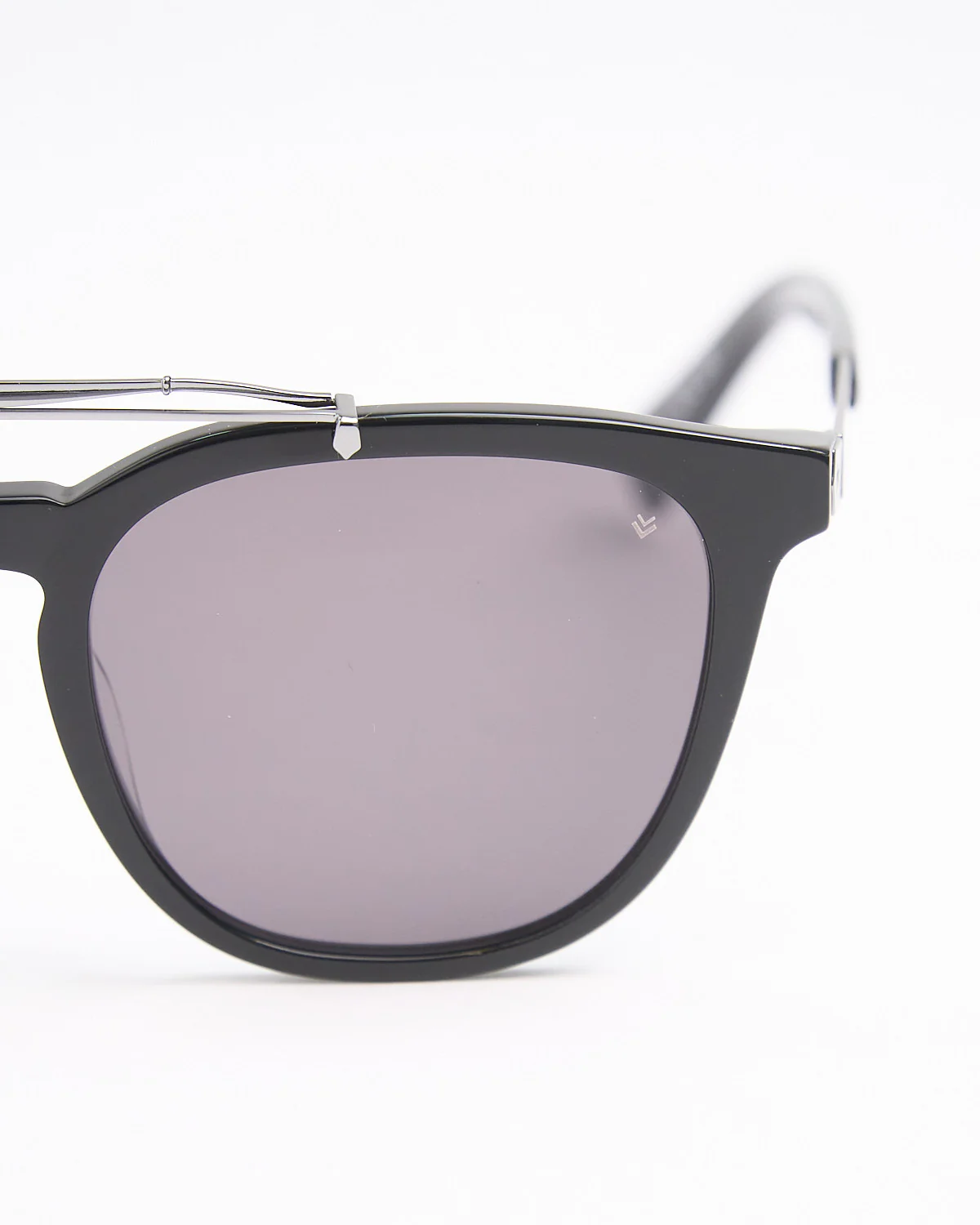 Black & Silver Double Bridge SJV565 Sunglasses - Image 6