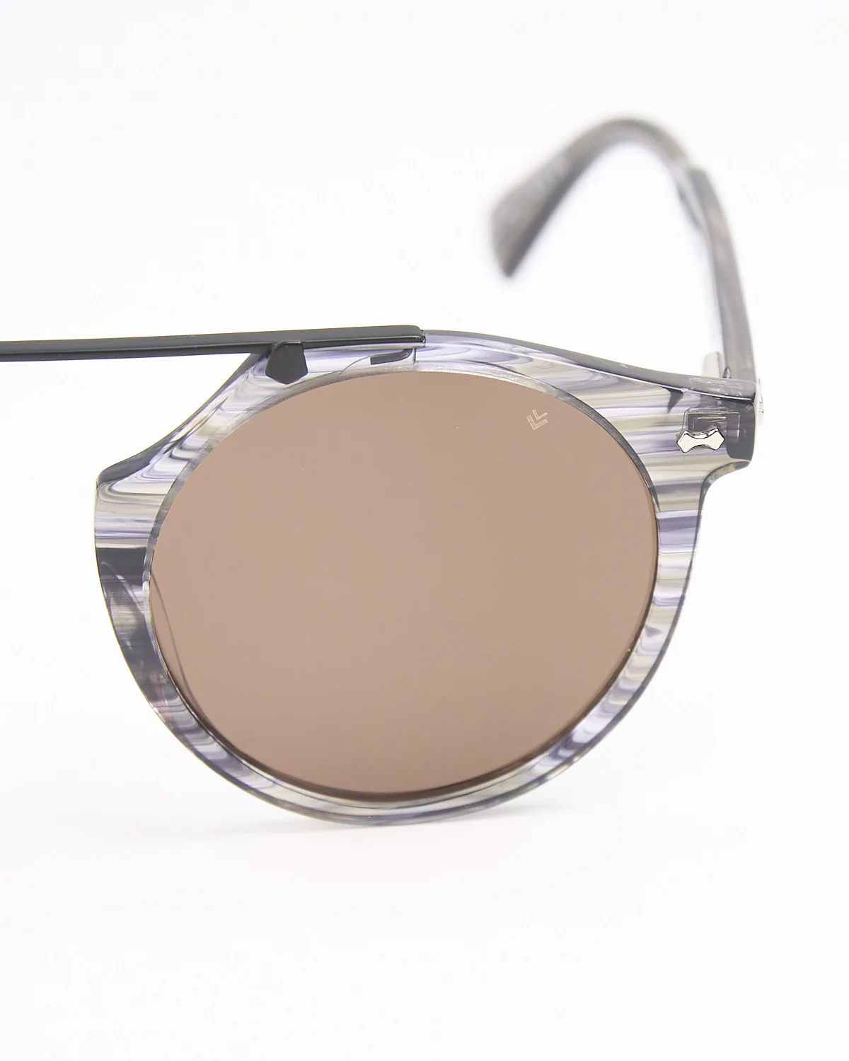 Striped Grey Round Isolated Lens SJV568 Sunglasses - Image 6