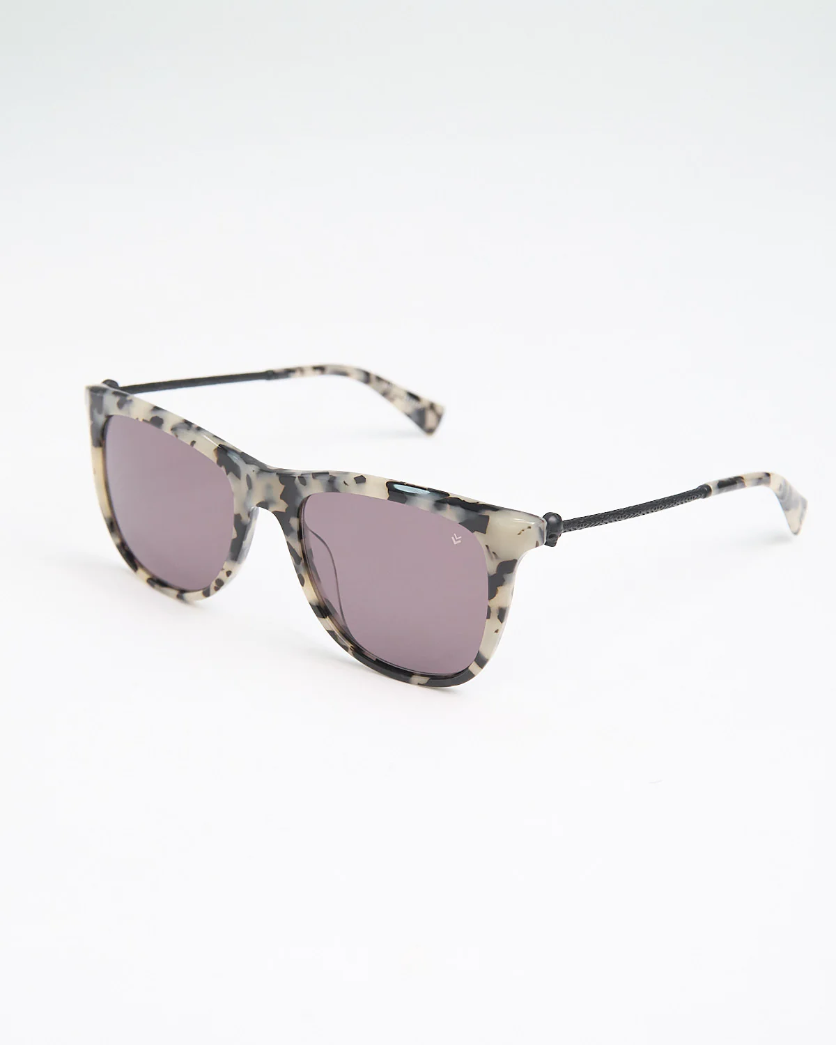 Tortoise Frame Classic Semi-Rounded V544 Sunglasses - Image 5