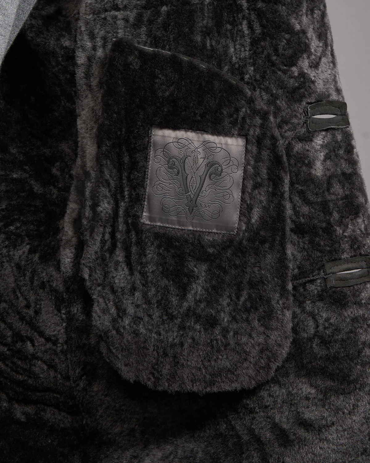 Jv Xxv Shearling Long Coat - Image 5