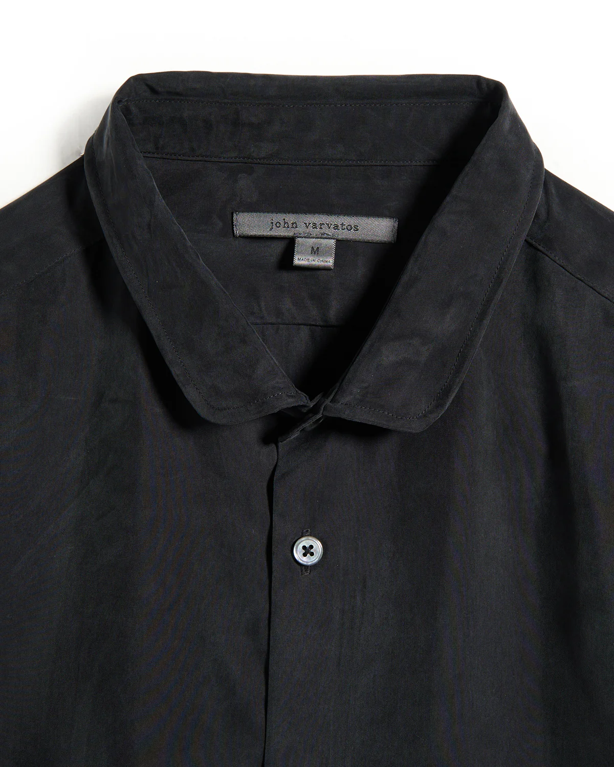 Slim Fit Shirt With Wire Inserted Collar - Image 2