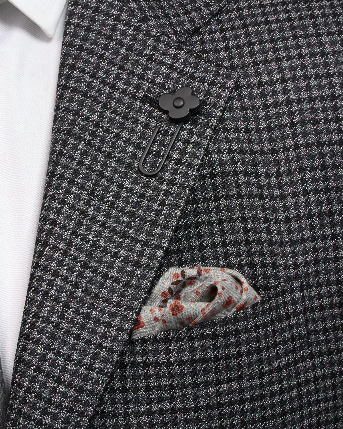 Elegant Houndstooth 'Iconic' Fit Twisted Wool Suit - Image 3