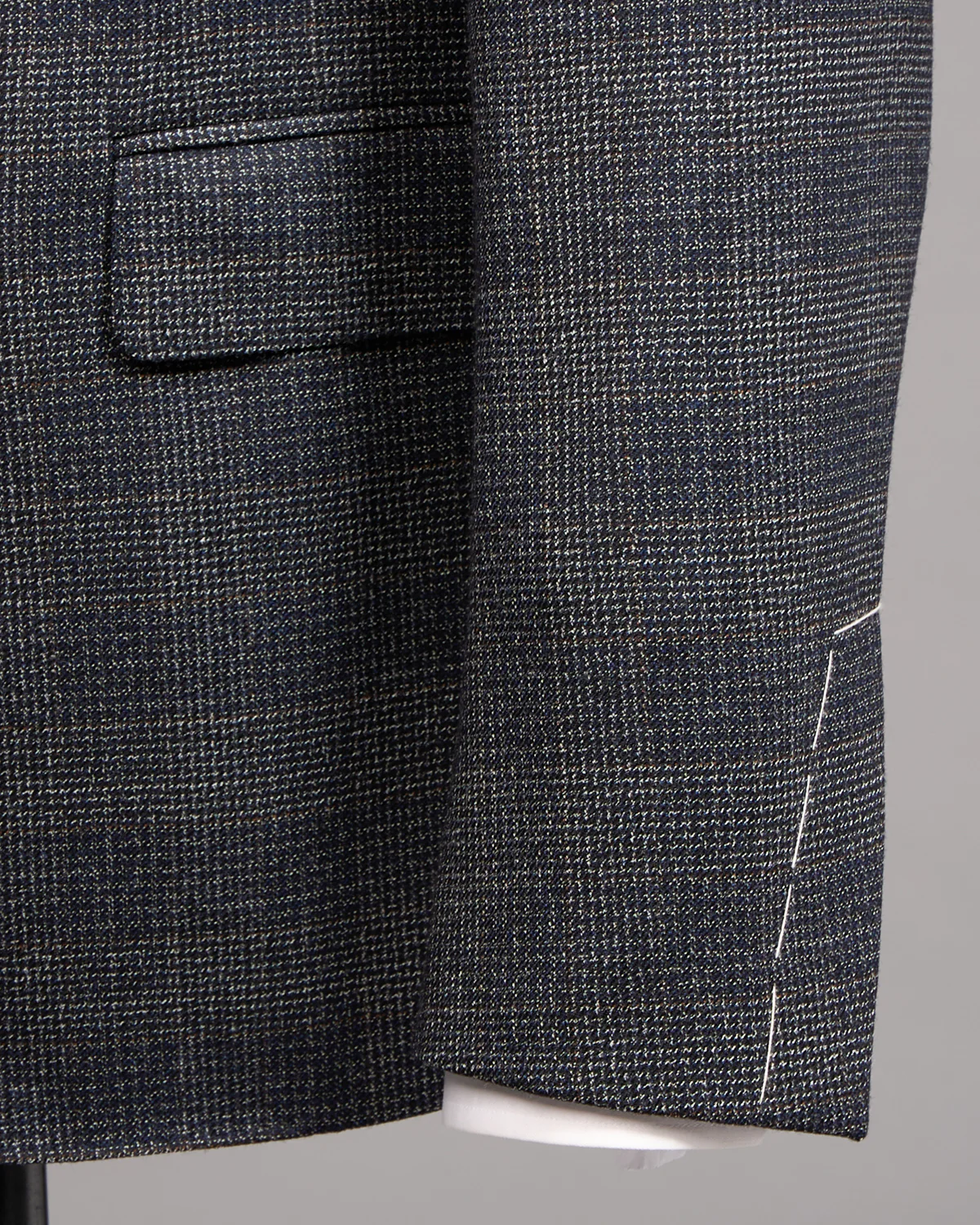 Natural Stretch 'Iconic' Fit Check Wool Suit - Image 6