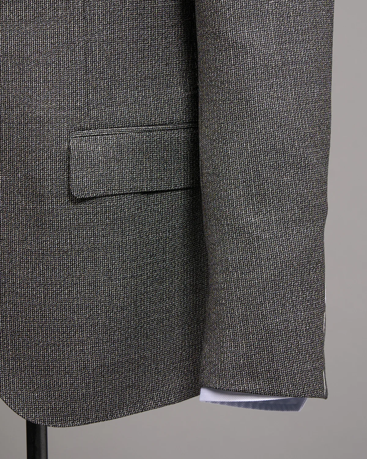 Peak Lapel 'Iconic' Fit Natural Stretch Wool Suit - Image 6