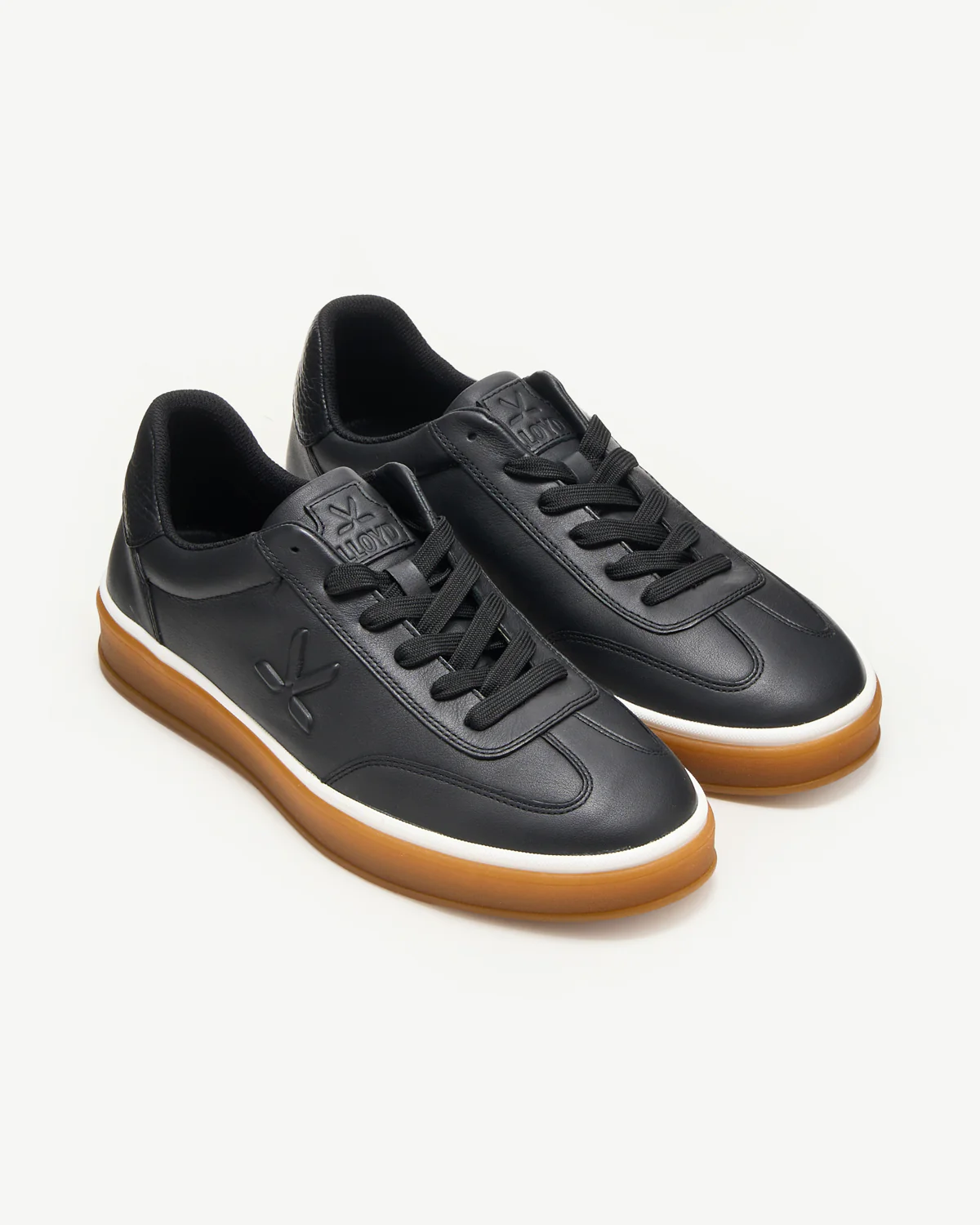 Beat Sneakers
