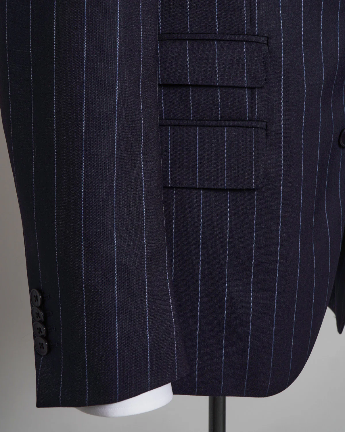 Carlo Barbera Lana Viva Bold Stripe 3 Piece Suit - Image 8