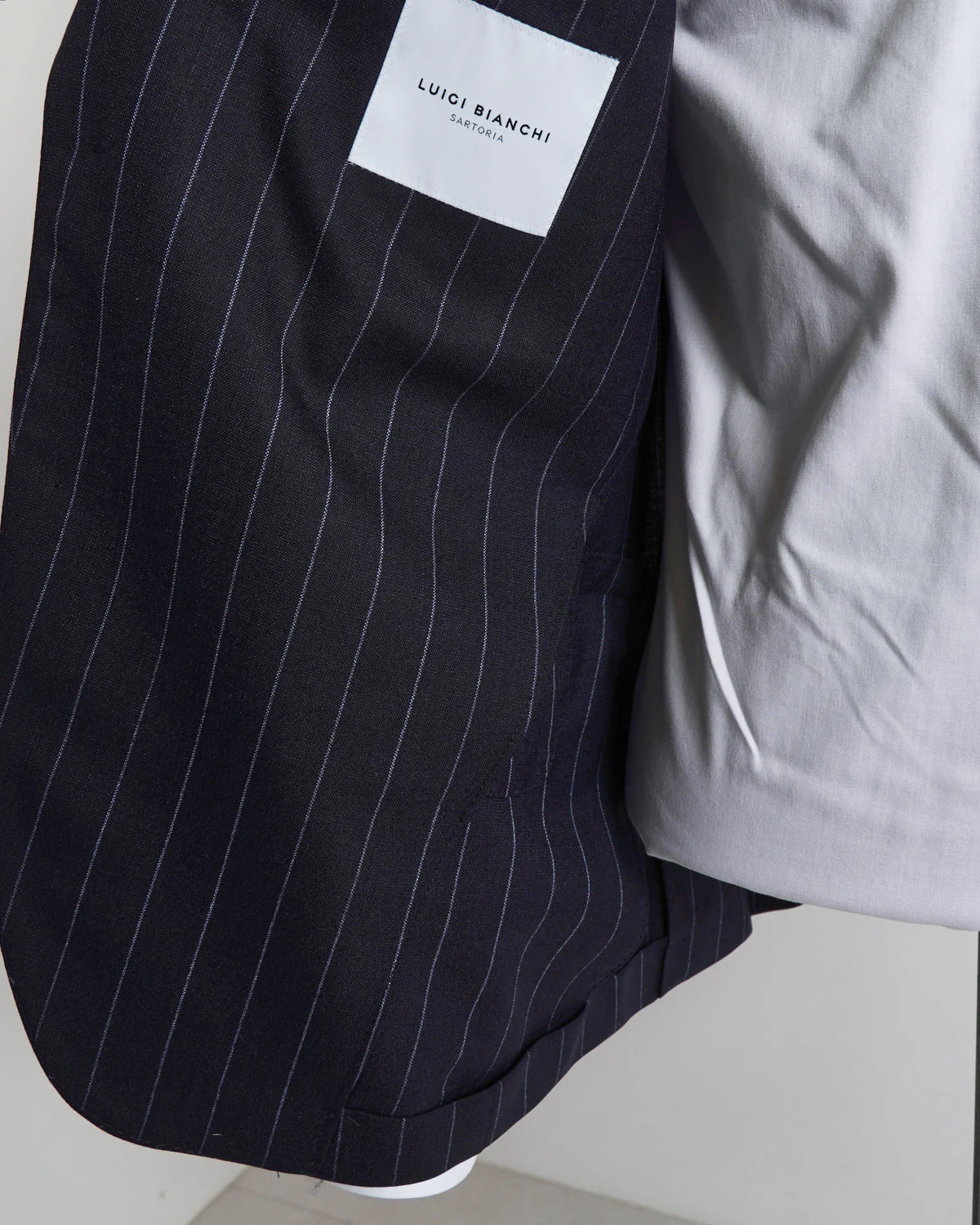 Carlo Barbera Lana Viva Bold Stripe 3 Piece Suit - Image 9