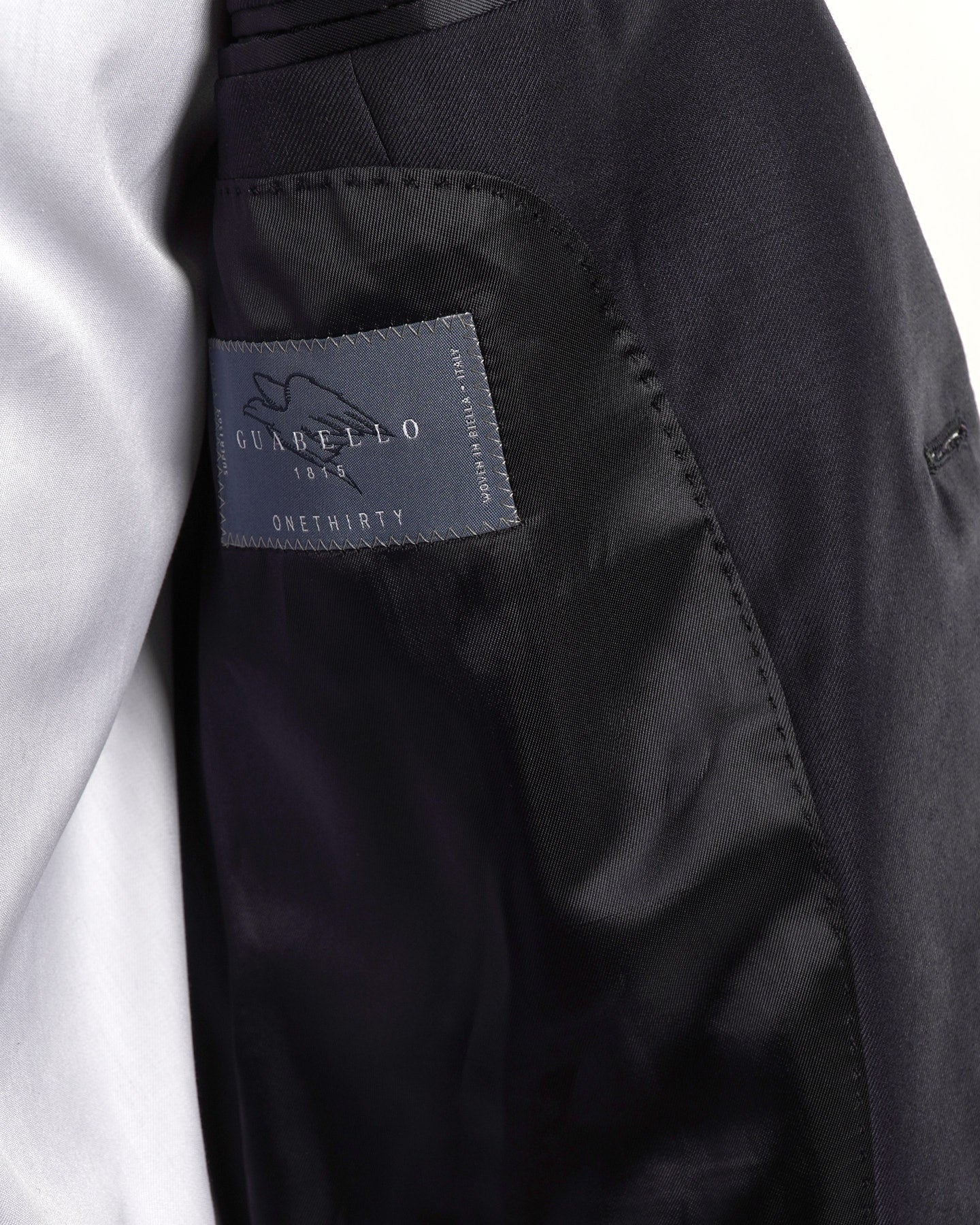 Mantua Super 130S Navy All Season Solid Wool Suit - Image 4