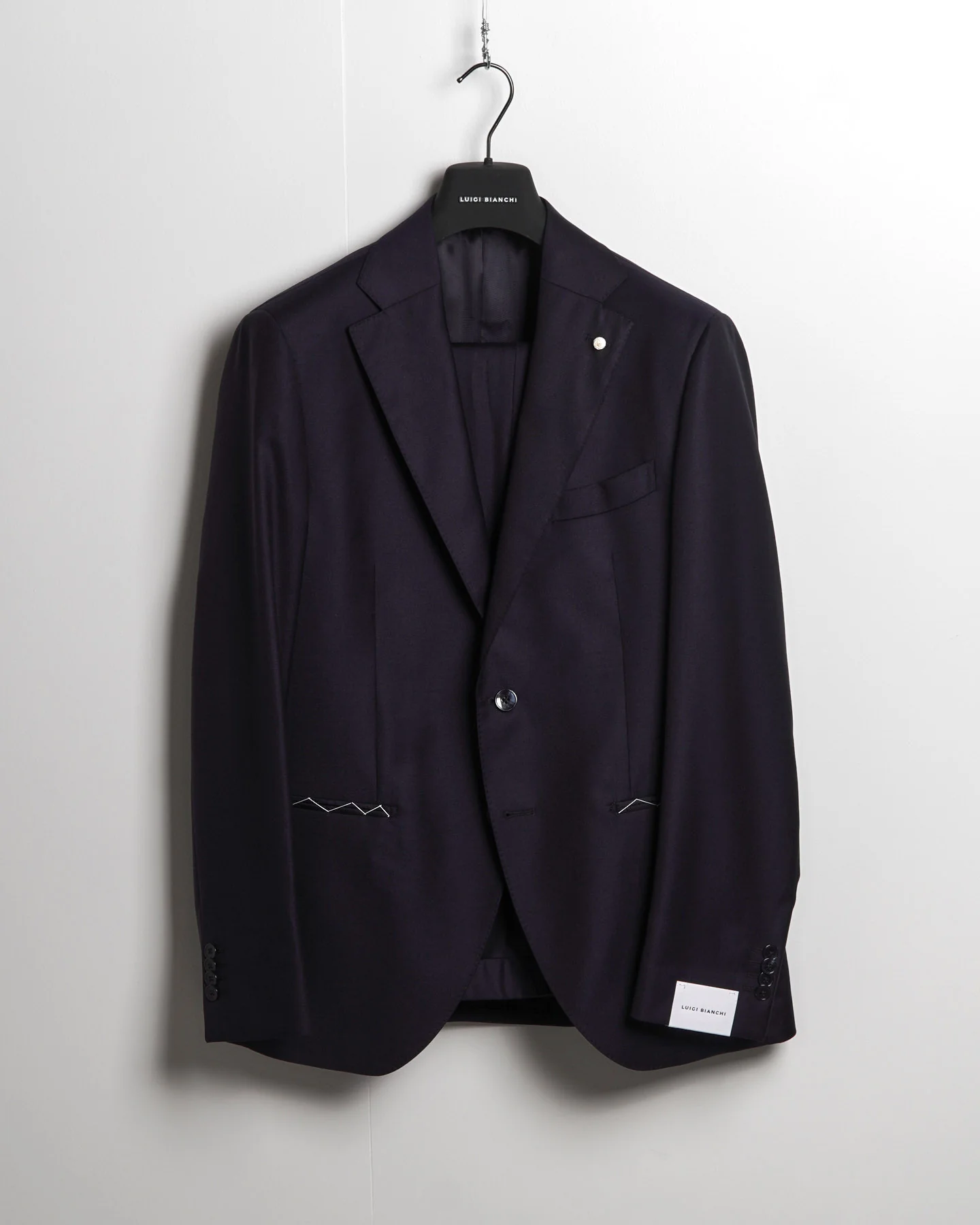 Mantua Super 130S Navy All Season Solid Wool Suit - Image 9